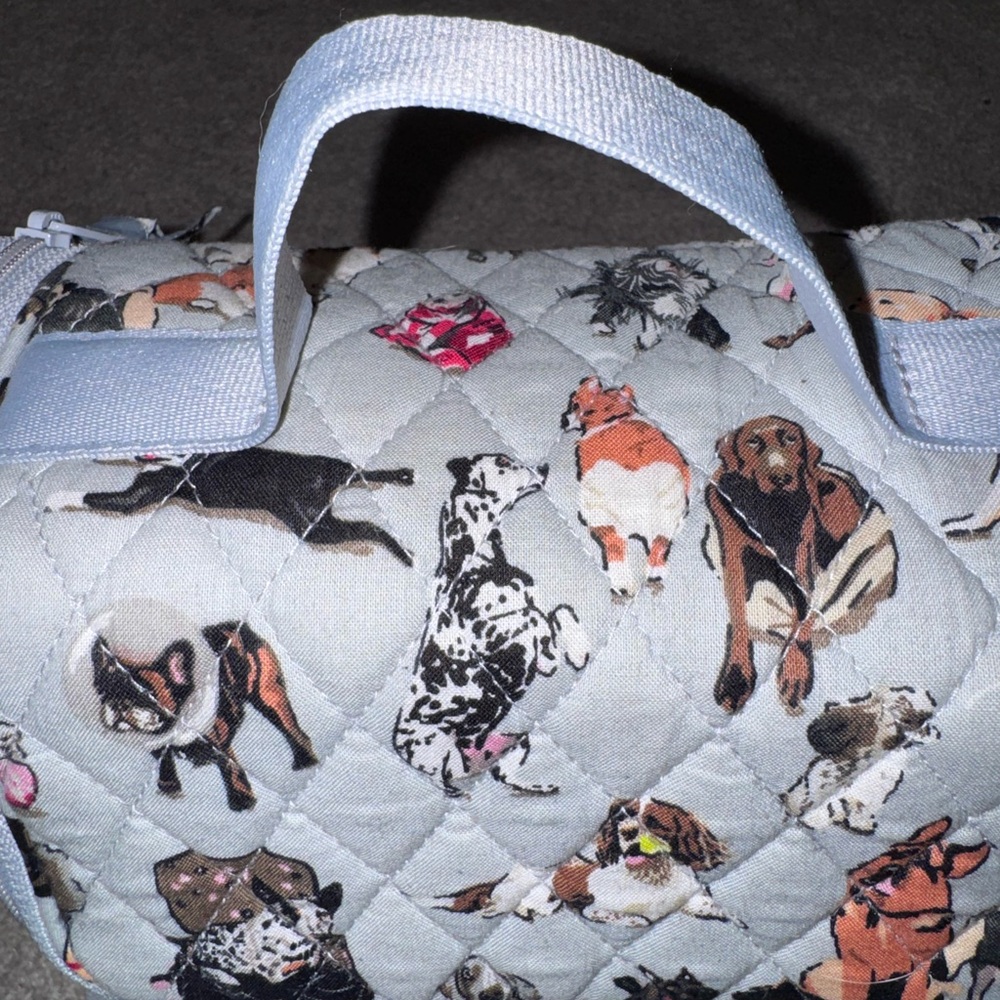 Vera Bradley Best in Show Quilted Lunch Bag Dog Print Insulated Tote - Picture 6 of 11